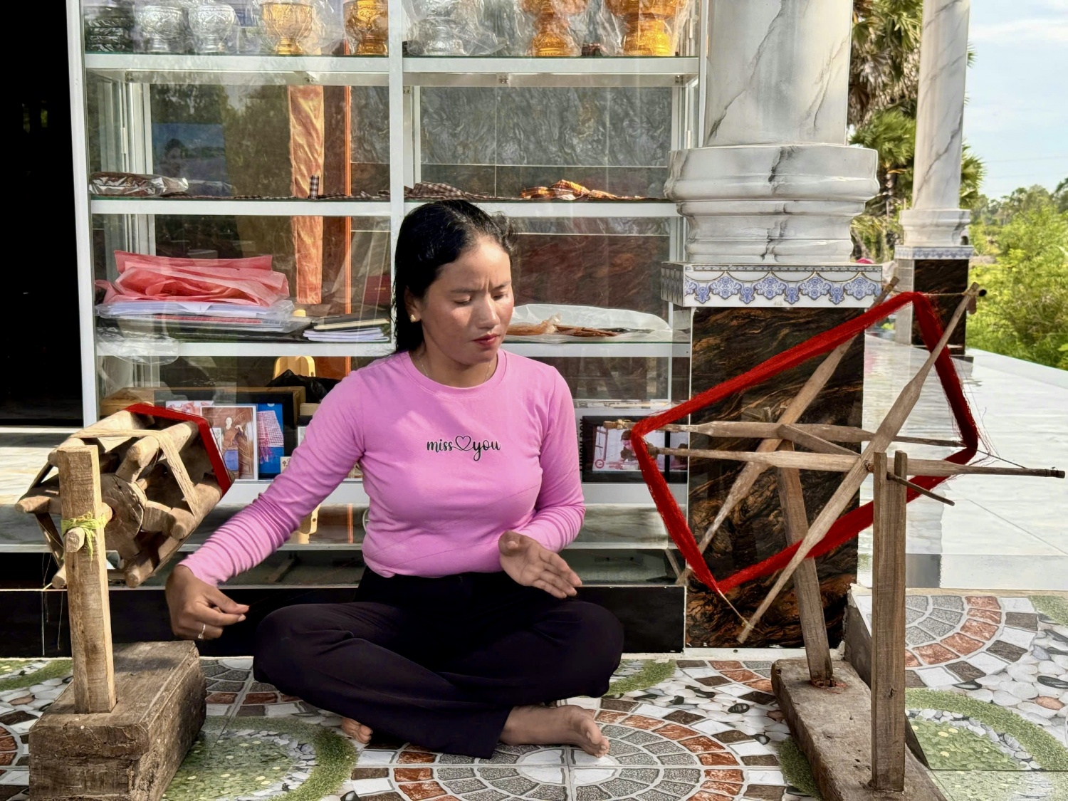 Làng nghề thổ cẩm Khmer trăm tuổi giữa nhịp sống mới