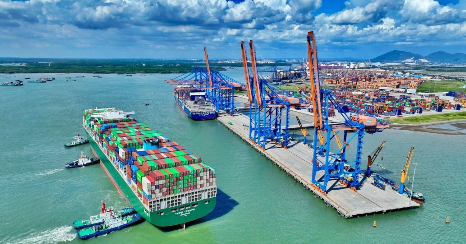 Kỳ 4: Từ giữ nền tảng đến mở không gian phát triển mới Kỳ 4: Từ giữ nền tảng đến mở không gian phát triển mới