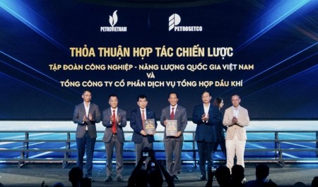 Petrovietnam và PETROSETCO tăng cường liên kết chuỗi dịch vụ năng lượng
