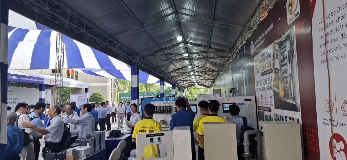 Khai mạc VCCA 2026: nhiều công nghệ chiến lược được chia sẻ khơi dậy tiềm năng kinh tế cho tỉnh Gia Lai Khai mạc VCCA 2026: nhiều công nghệ chiến lược được chia sẻ khơi dậy tiềm năng kinh tế cho tỉnh Gia Lai