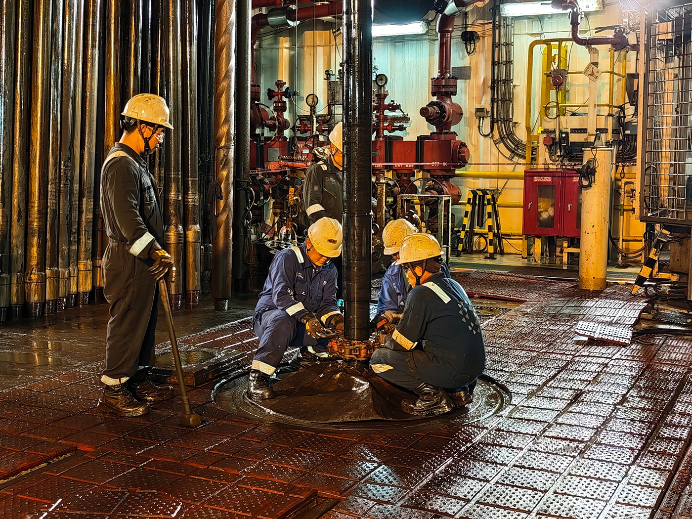 Chuyện mới trên giàn khoan - (Kỳ 3) Chuyện mới trên giàn khoan (Kỳ 3)