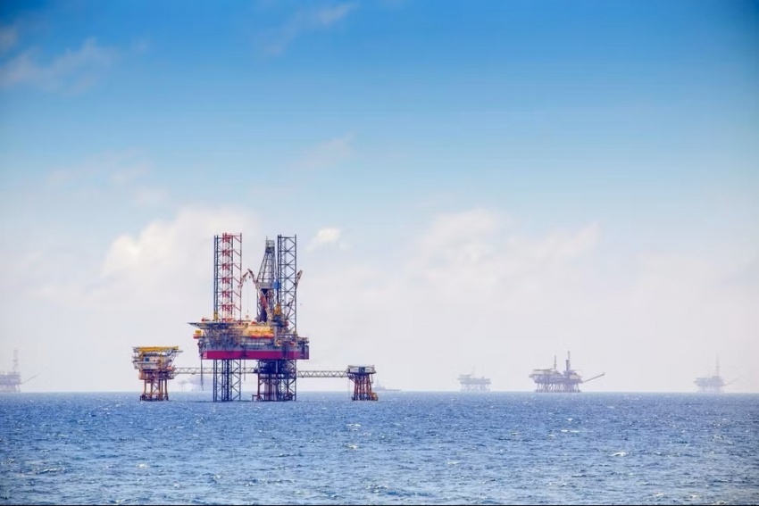 Petrovietnam and the challenge of achieving double-digit economic growth Petrovietnam and the challenge of achieving double-digit economic growth