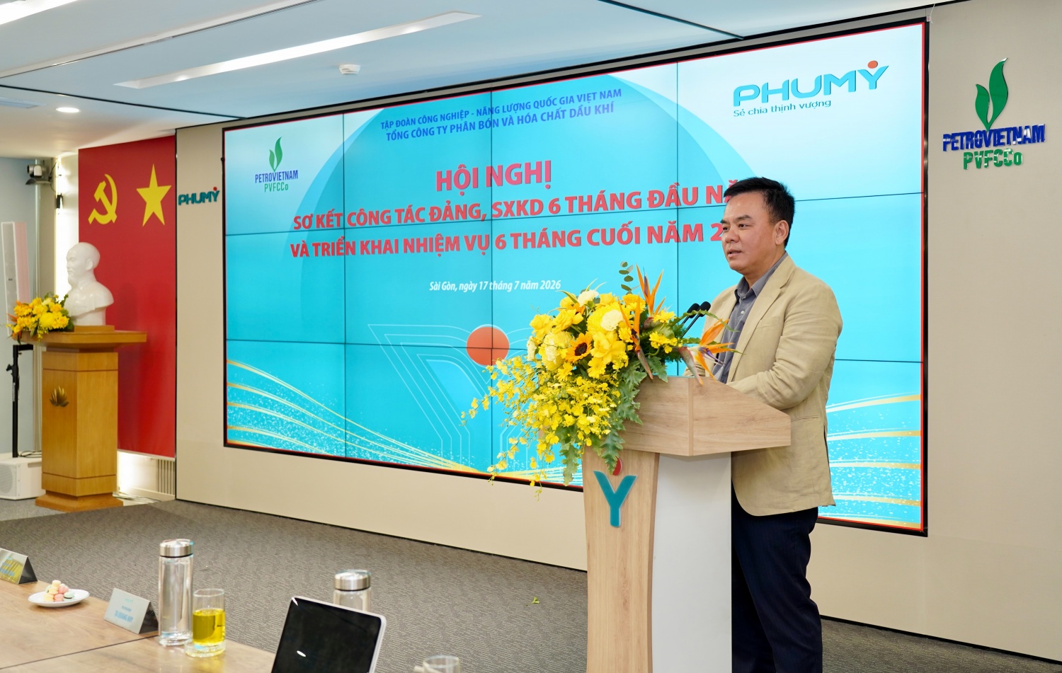 PVFCCo - Phú Mỹ giữ đà tăng trưởng, mở rộng động lực từ hóa chất