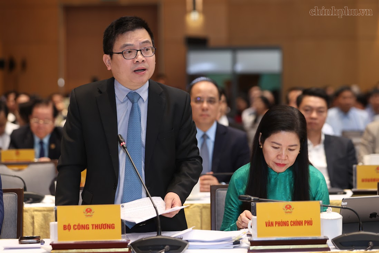 TỔNG THUẬT: Hội nghị Thường trực Chính phủ với cộng đồng doanh nghiệp TỔNG THUẬT: Hội nghị Thường trực Chính phủ với cộng đồng doanh nghiệp