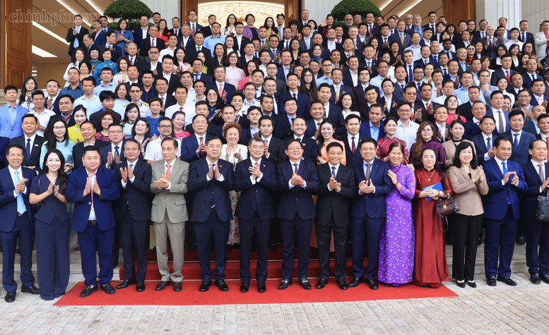 TỔNG THUẬT: Hội nghị Thường trực Chính phủ với cộng đồng doanh nghiệp TỔNG THUẬT: Hội nghị Thường trực Chính phủ với cộng đồng doanh nghiệp