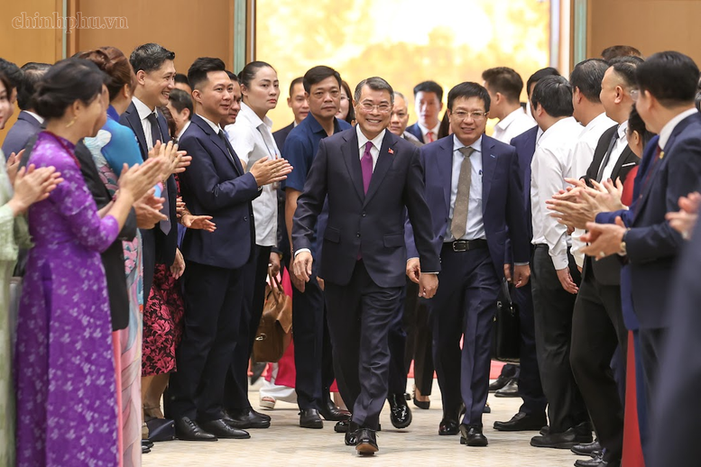 TỔNG THUẬT: Hội nghị Thường trực Chính phủ với cộng đồng doanh nghiệp TỔNG THUẬT: Hội nghị Thường trực Chính phủ với cộng đồng doanh nghiệp