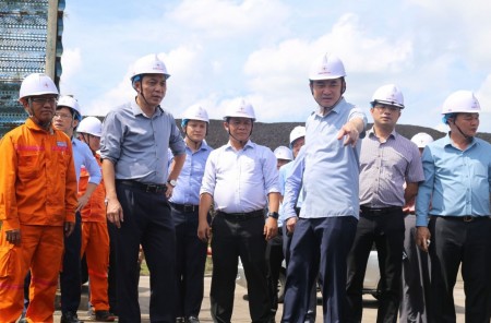 TKV và EVN tăng cường phối hợp, bảo đảm nguồn than cho sản xuất điện