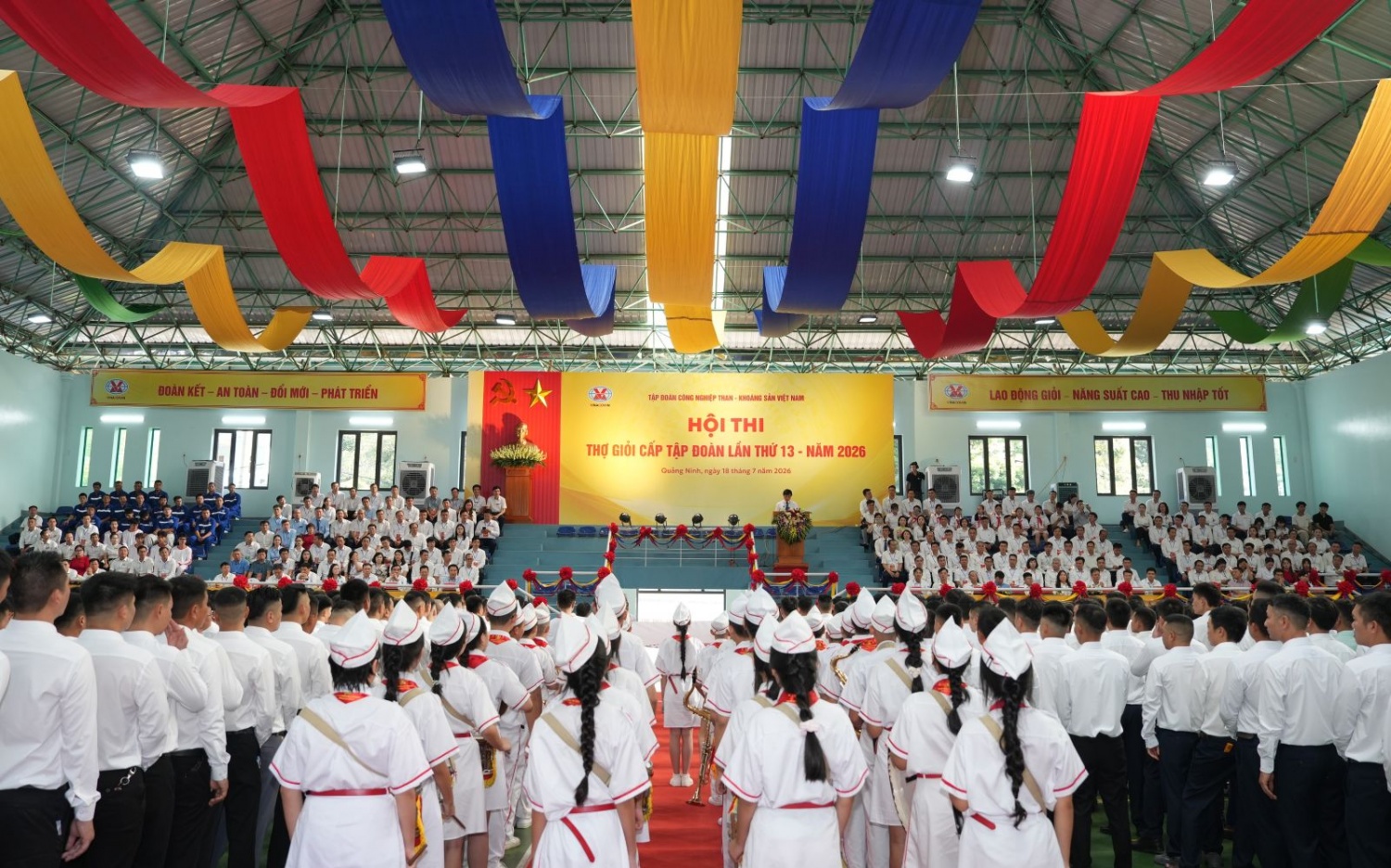 Hội thi thợ giỏi TKV: Ngày hội lớn tôn vinh người lao động, khơi dậy tinh thần học tập, sáng tạo Hội thi thợ giởi TKV năm 2026