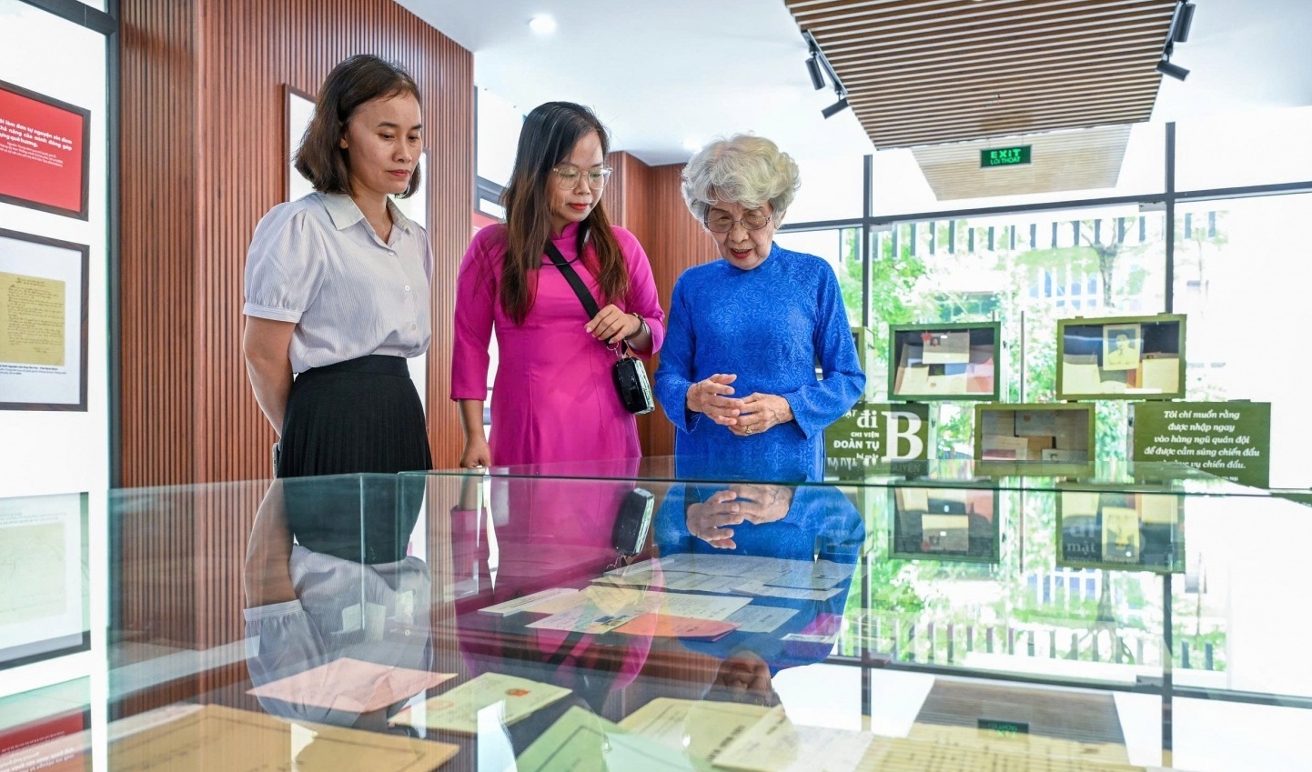 “Thanh xuân gửi lại”: Di sản ký ức của thế hệ cán bộ đi B