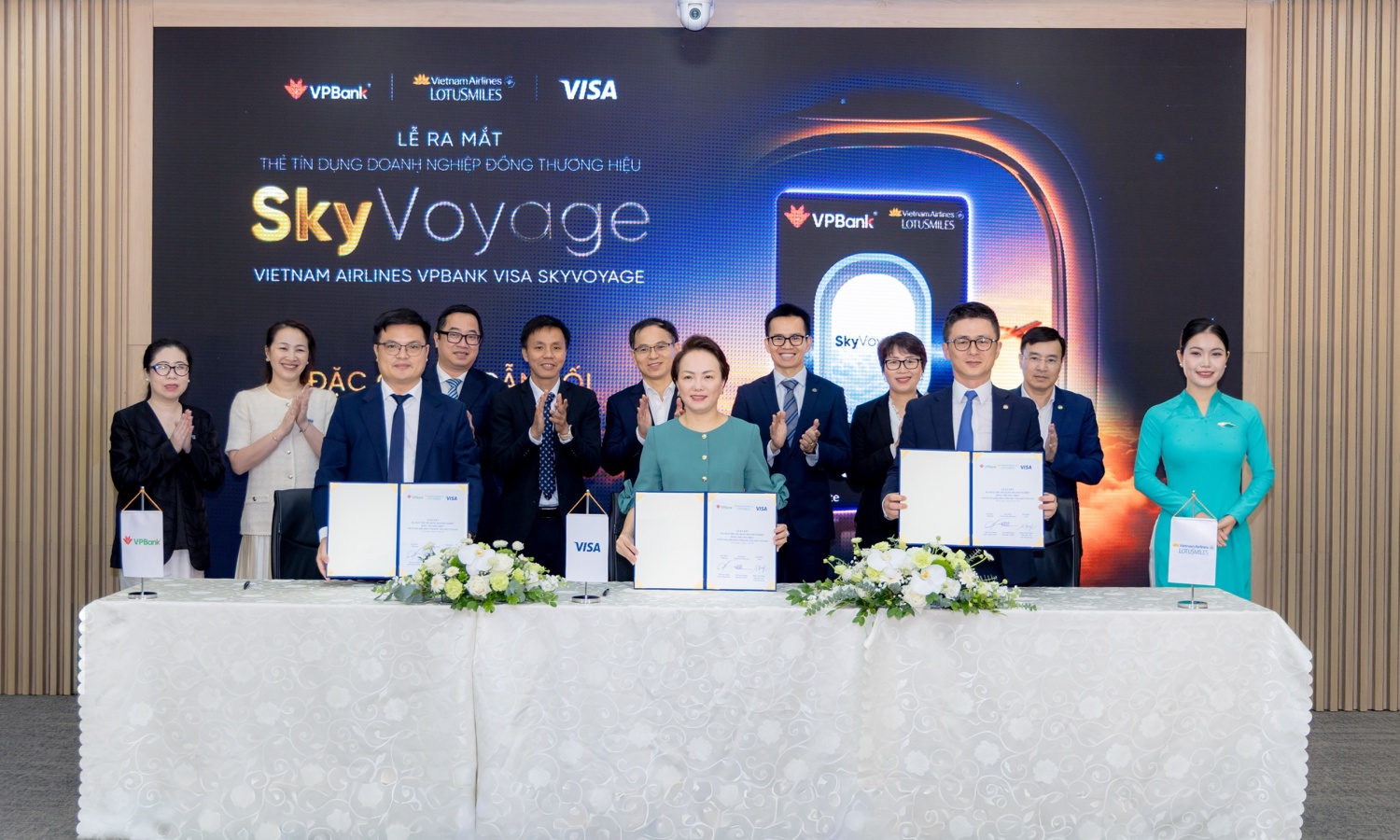 Vietnam Airlines VPBank Visa SkyVoyage: Thẻ tín dụng doanh nghiệp đầu tiên kết hợp quản trị dòng tiền và đặc quyền hàng không