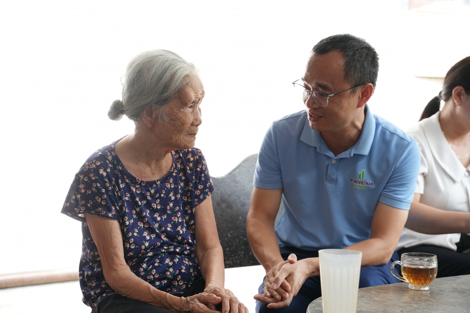 PVNDB tri ân các anh hùng liệt sĩ và gia đình chính sách tại Thanh Hóa PVNDB tri ân các anh hùng liệt sĩ và gia đình chính sách tại Thanh Hóa