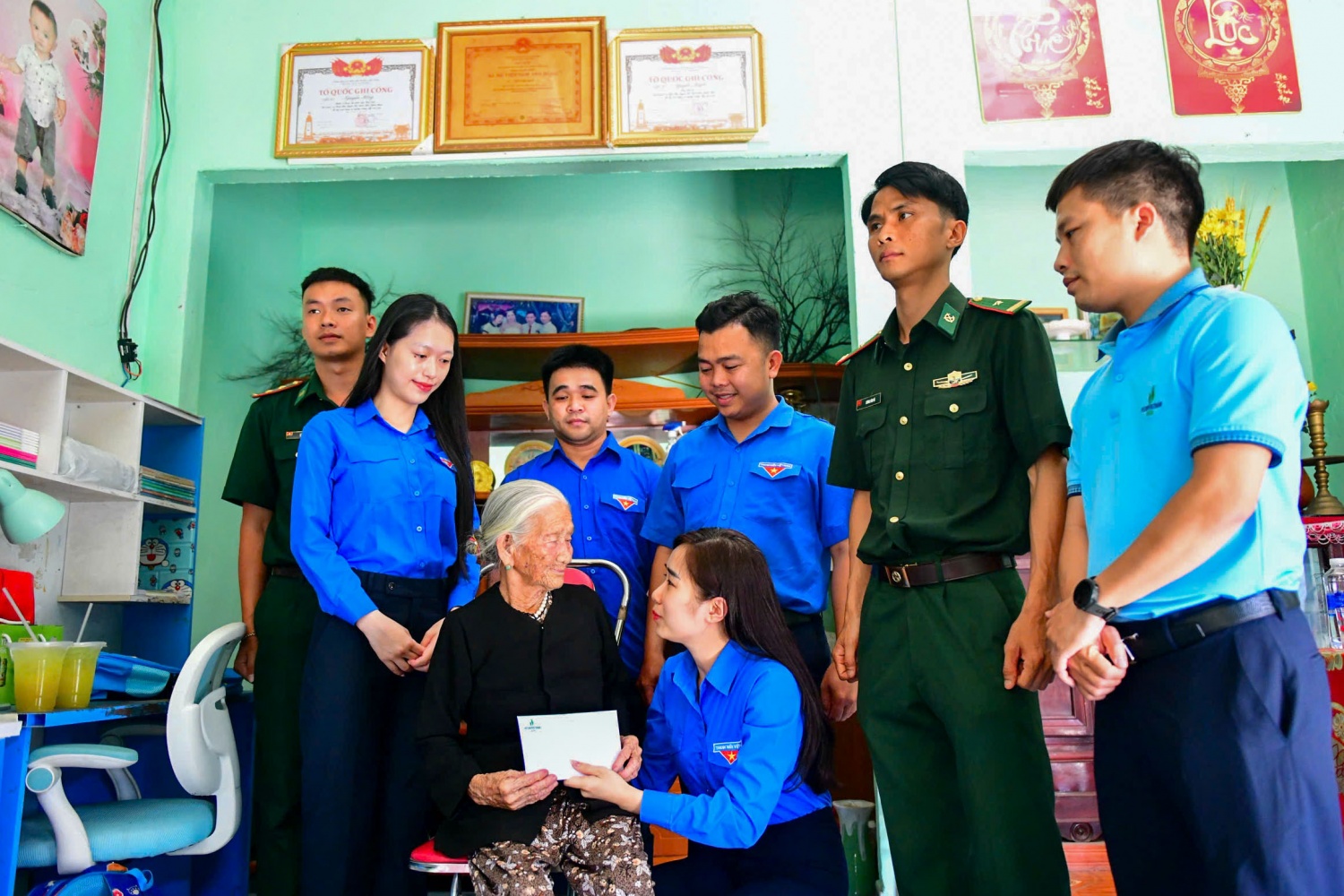 Tuổi trẻ BSR gửi trọn lòng biết ơn qua “Mâm cơm tri ân - Nụ cười của Mẹ”