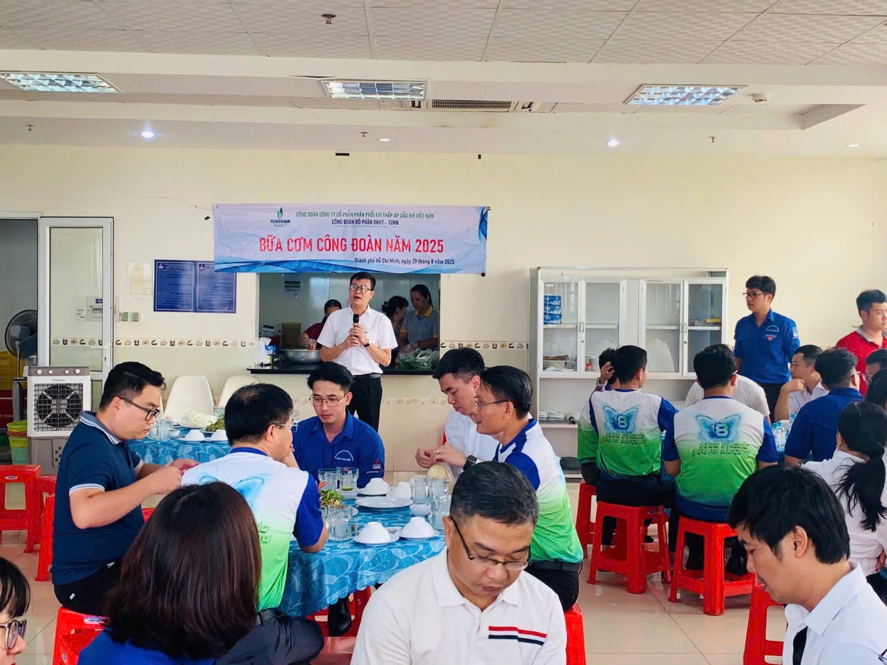 Công đoàn Petrovietnam triển khai “Bữa cơm Công đoàn”: Lan tỏa tinh thần sẻ chia, gắn kết người lao động