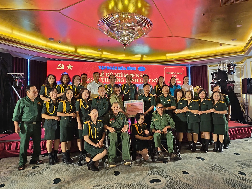 Lễ kỷ niệm 79 năm Ngày Thương binh – Liệt sỹ xúc động của Tập Đoàn Hòa Bình Lễ kỷ niệm 79 năm Ngày Thương binh - Liệt sĩ xúc động của Tập đoàn Hòa Bình