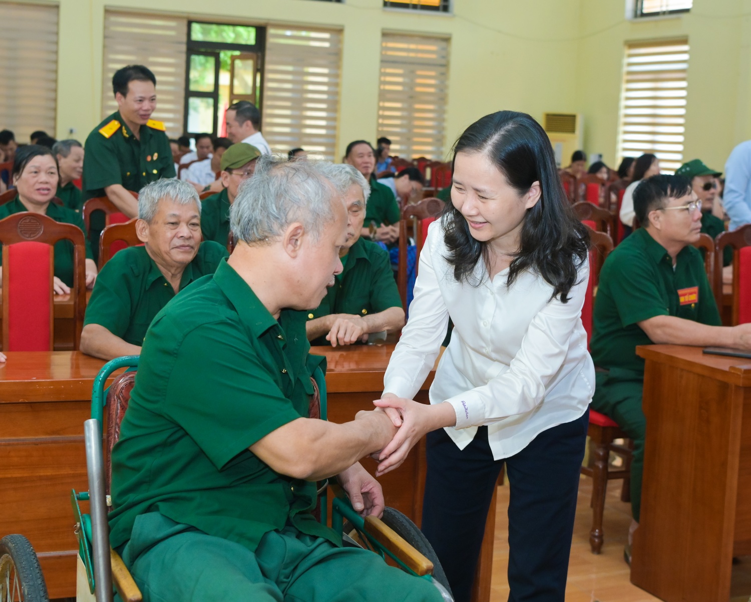 Petrovietnam tri ân thương, bệnh binh tại Trung tâm Điều dưỡng người có công tỉnh Phú Thọ Petrovietnam tri ân thương, bệnh binh tại Trung tâm Điều dưỡng người có công tỉnh Phú Thọ