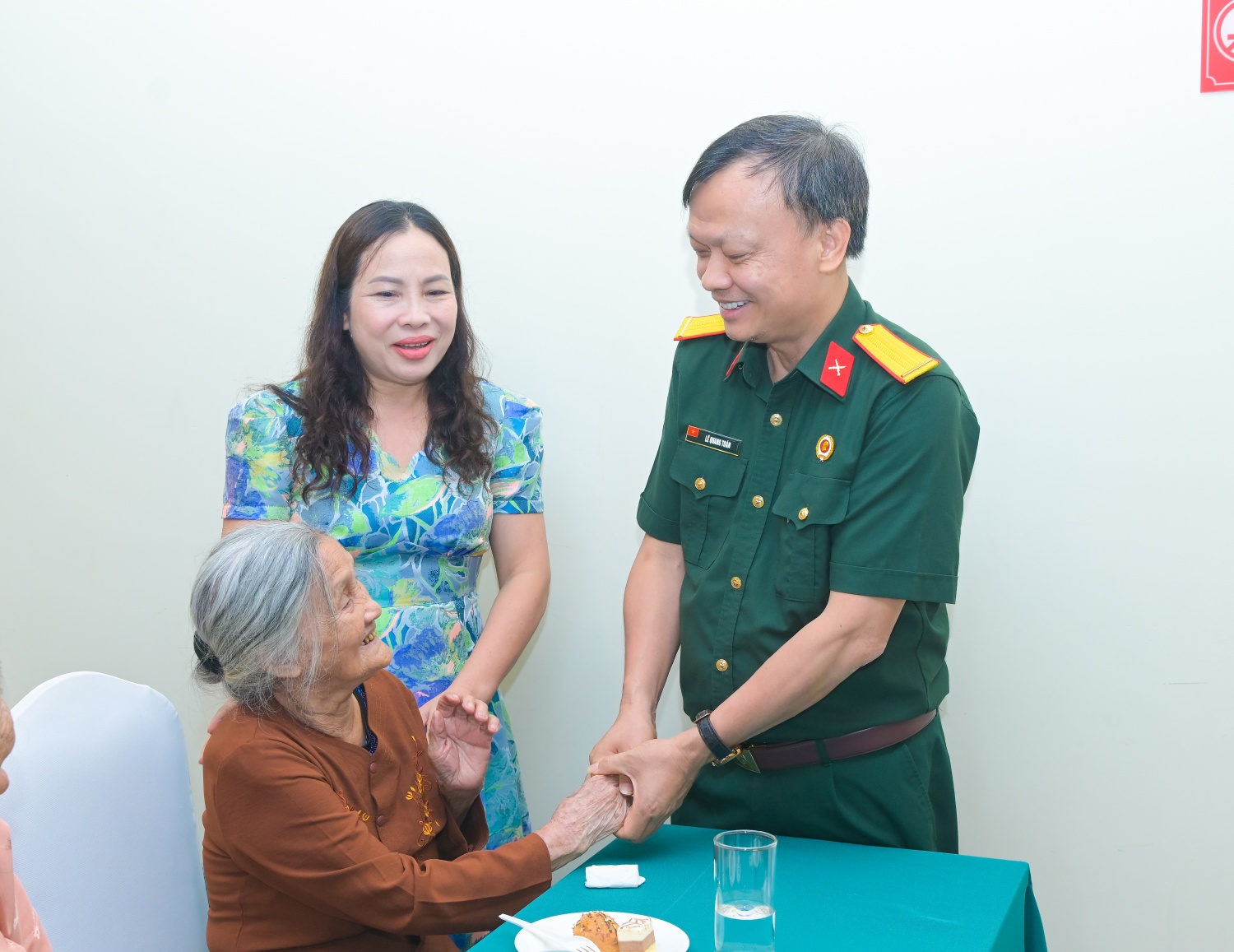 Hội CCB BMQL&ĐH Petrovietnam phát huy vai trò tiên phong, gương mẫu, hoàn thành tốt nhiệm vụ 6 tháng đầu năm 2026 Hội CCB BMQL&ĐH Petrovietnam phát huy vai trò tiên phong, gương mẫu, hoàn thành tốt nhiệm vụ 6 tháng đầu năm 2026