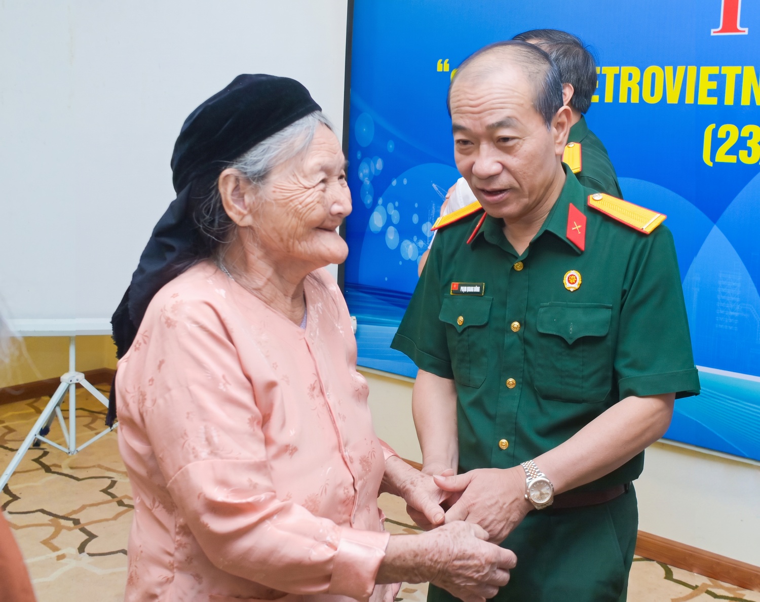 Hội CCB BMQL&ĐH Petrovietnam phát huy vai trò tiên phong, gương mẫu, hoàn thành tốt nhiệm vụ 6 tháng đầu năm 2026 Hội CCB BMQL&ĐH Petrovietnam phát huy vai trò tiên phong, gương mẫu, hoàn thành tốt nhiệm vụ 6 tháng đầu năm 2026