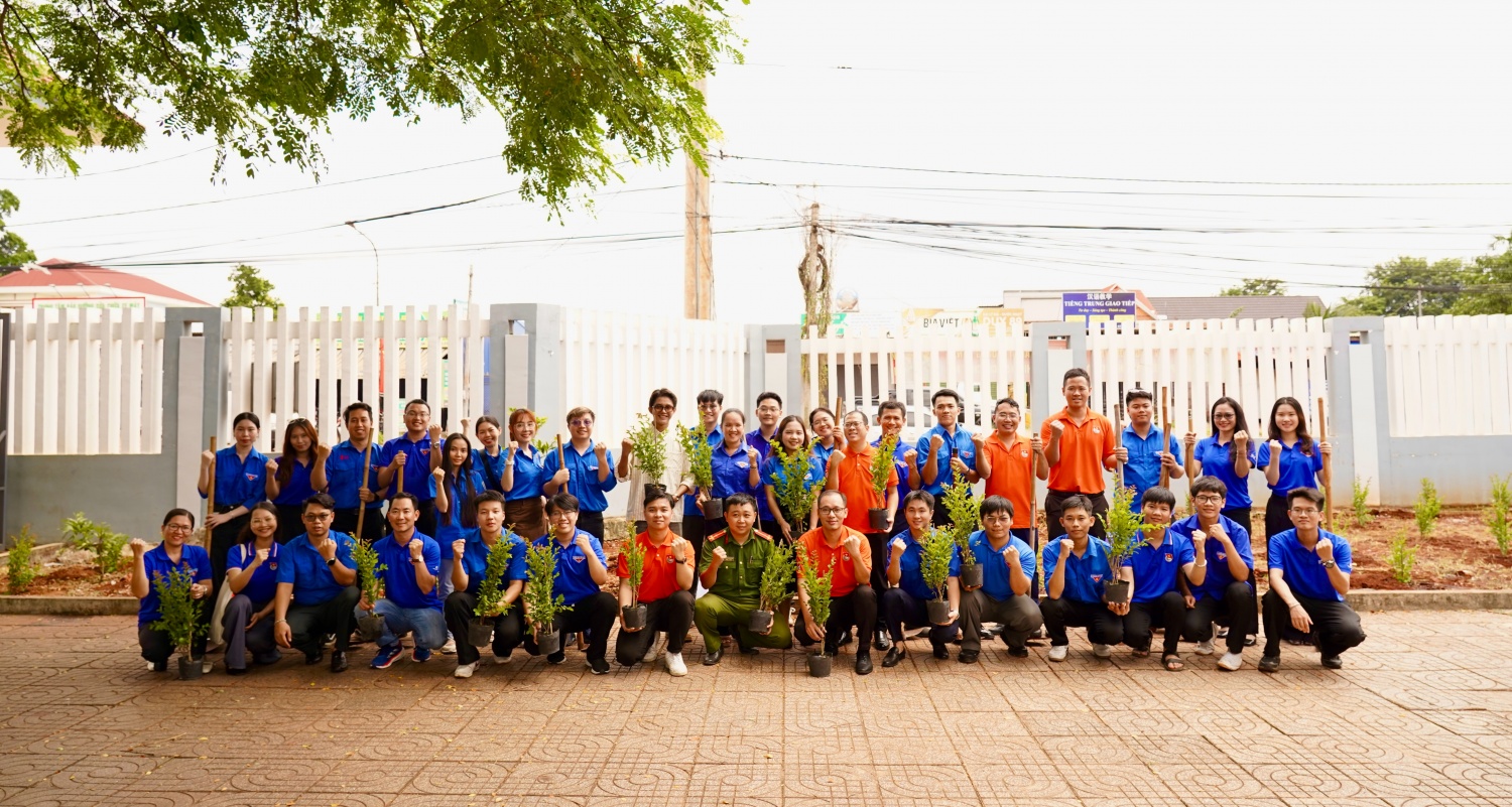 Đoàn Thanh niên Petrovietnam Cụm phối hợp hoạt động Bà Rịa - Vũng Tàu tổ chức ra quân Chiến dịch Mùa hè xanh năm 2026 Đoàn Thanh niên Petrovietnam Cụm phối hợp hoạt động Bà Rịa - Vũng Tàu tổ chức ra quân Chiến dịch Mùa hè xanh năm 2026