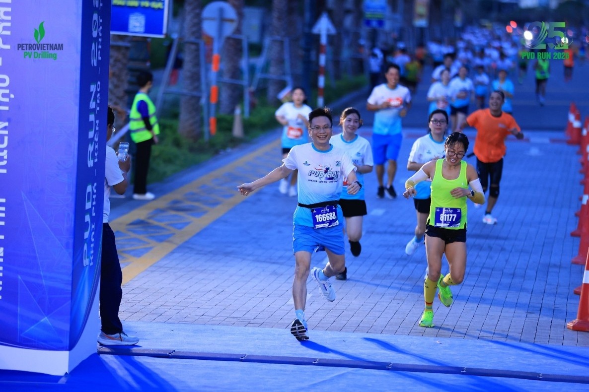 Các vận động viên hoàn thành cự ly 25 km Các vận động viên hoàn thành cự ly 25 km