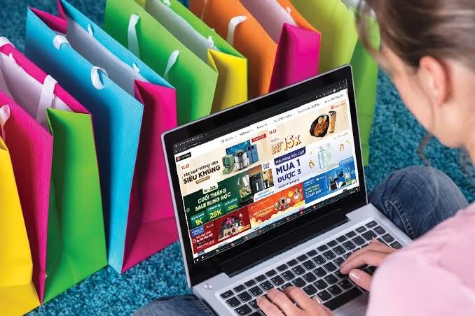 Tin tức kinh tế ngày 25/7: Người Việt chi khoảng 1.611 tỷ đồng mỗi ngày để mua sắm online Tin tức kinh tế ngày 25/7: Người Việt chi khoảng 1.611 tỷ đồng mỗi ngày để mua sắm online