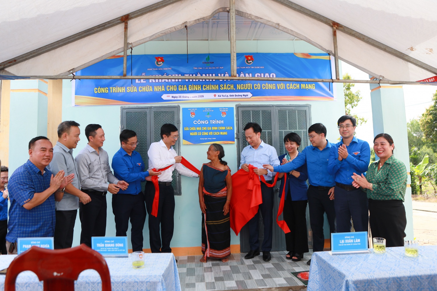 Hành trình tri ân của tuổi trẻ BSR trên vùng đất lịch sử Kon Tum Hành trình tri ân của tuổi trẻ BSR trên vùng đất lịch sử Kon Tum