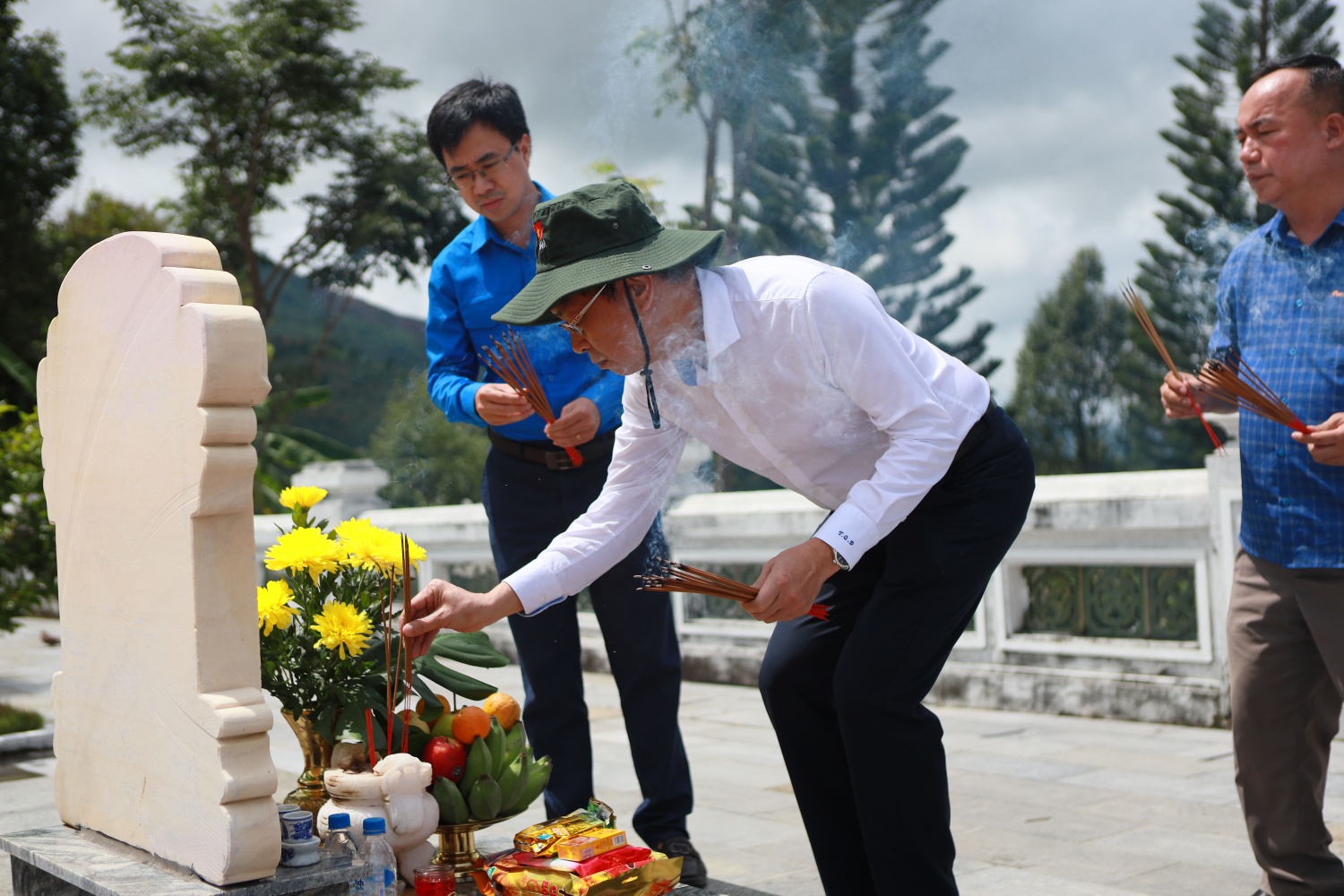 Hành trình tri ân của tuổi trẻ BSR trên vùng đất lịch sử Kon Tum Hành trình tri ân của tuổi trẻ BSR trên vùng đất lịch sử Kon Tum