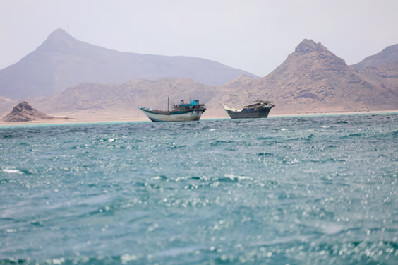 Tàu chở dầu né Biển Đỏ sau các cuộc tấn công của Houthi Tàu chở dầu né Biển Đỏ sau các cuộc tấn công của Houthi
