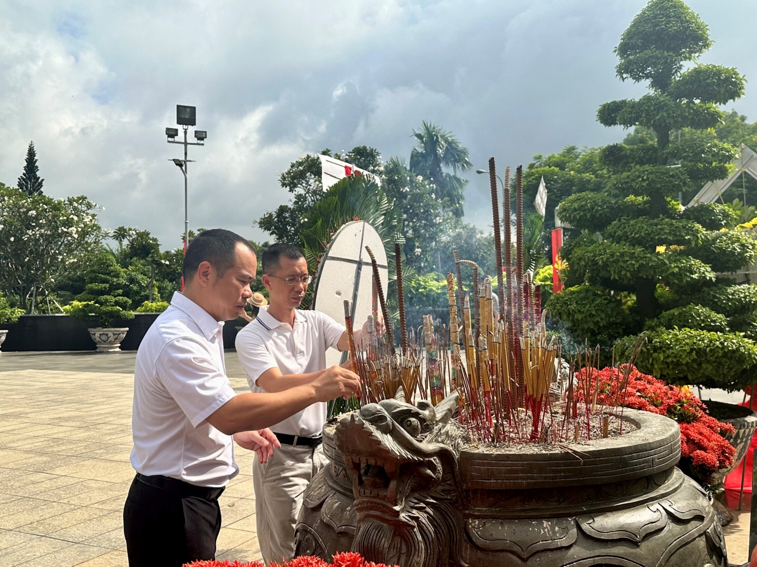 PQPOC tri ân các Anh hùng liệt sĩ, lan tỏa truyền thống “Uống nước nhớ nguồn”