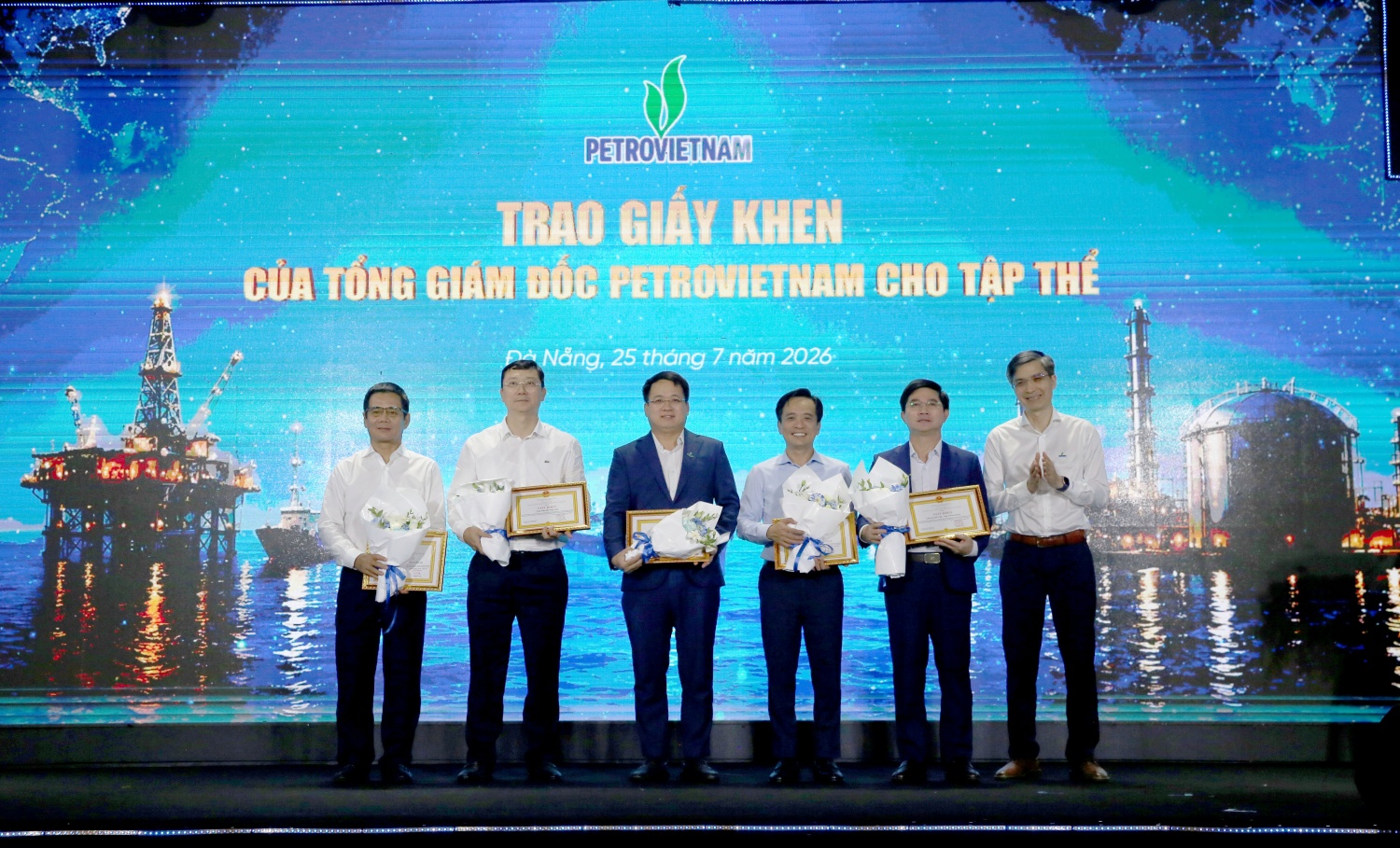 Nhìn lại những giải pháp ứng phó của Petrovietnam trước biến động Trung Đông
