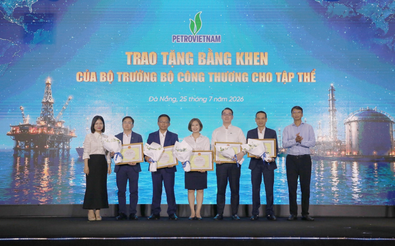 Nhìn lại những giải pháp ứng phó của Petrovietnam trước biến động Trung Đông