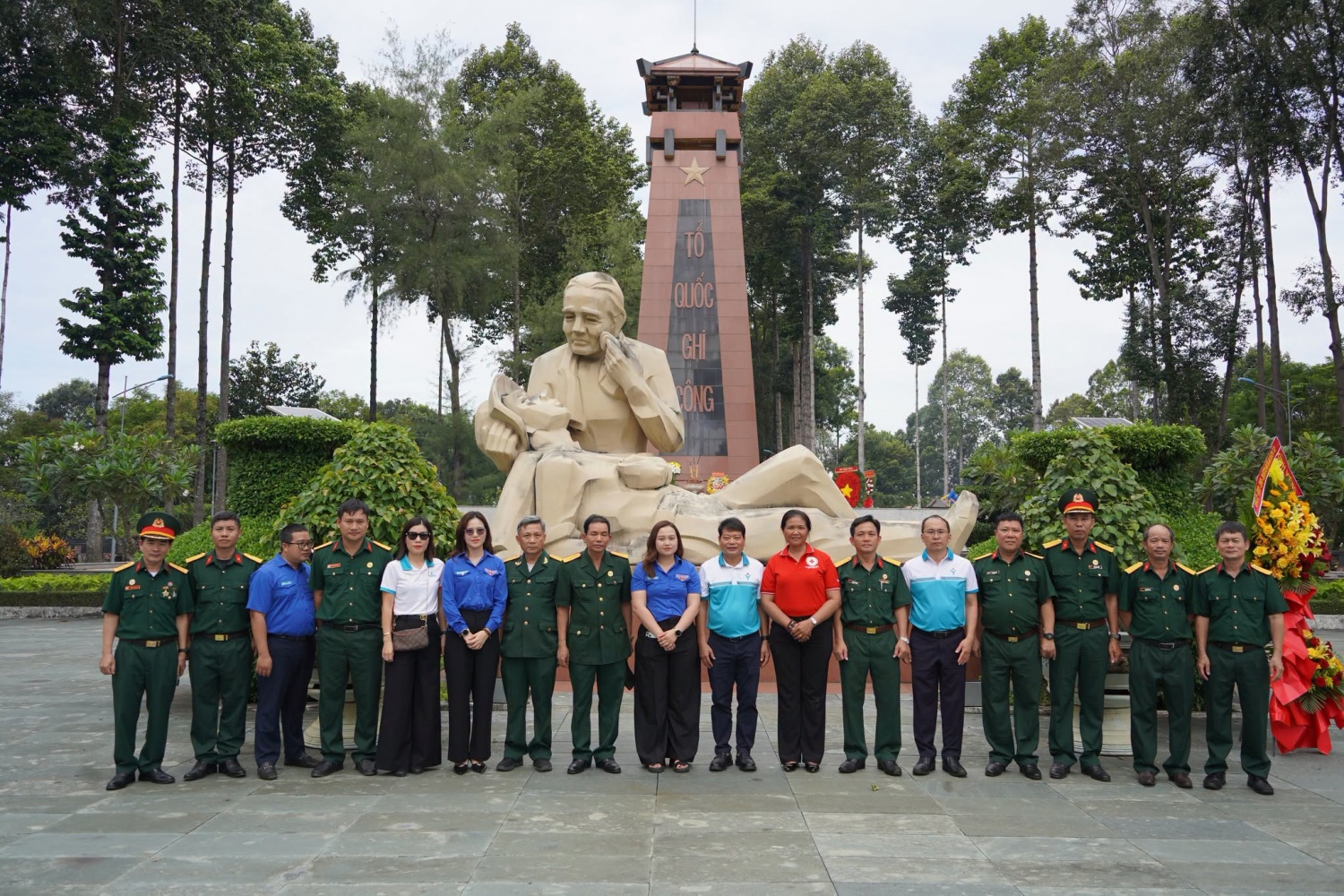 PVFCCo - Phú Mỹ lan tỏa đạo lý “Uống nước nhớ nguồn” nhân kỷ niệm Ngày Thương binh - Liệt sĩ