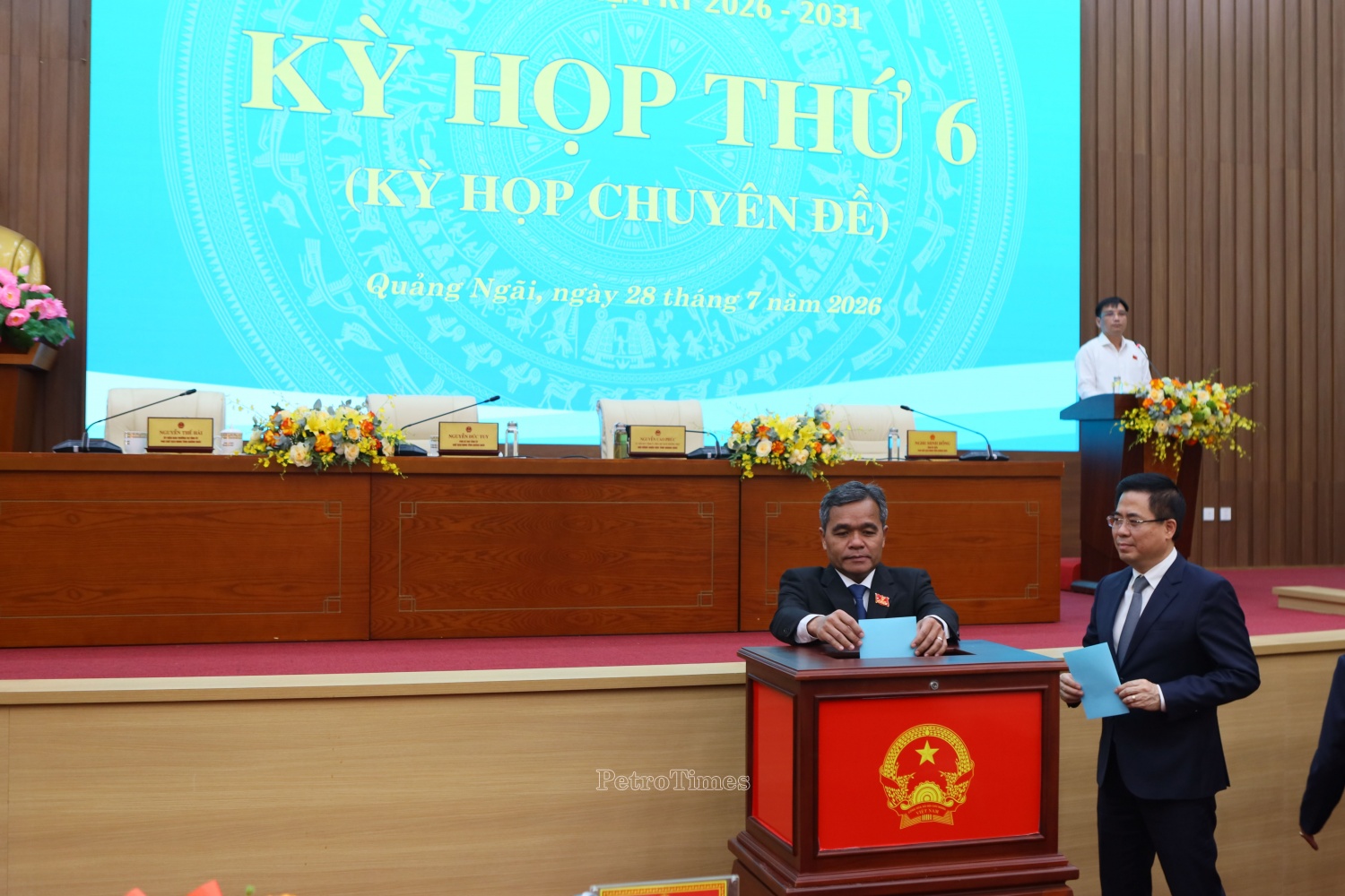 Quảng Ngãi:  Thứ trưởng Bộ Tài chính được bầu làm Chủ tịch UBND tỉnh