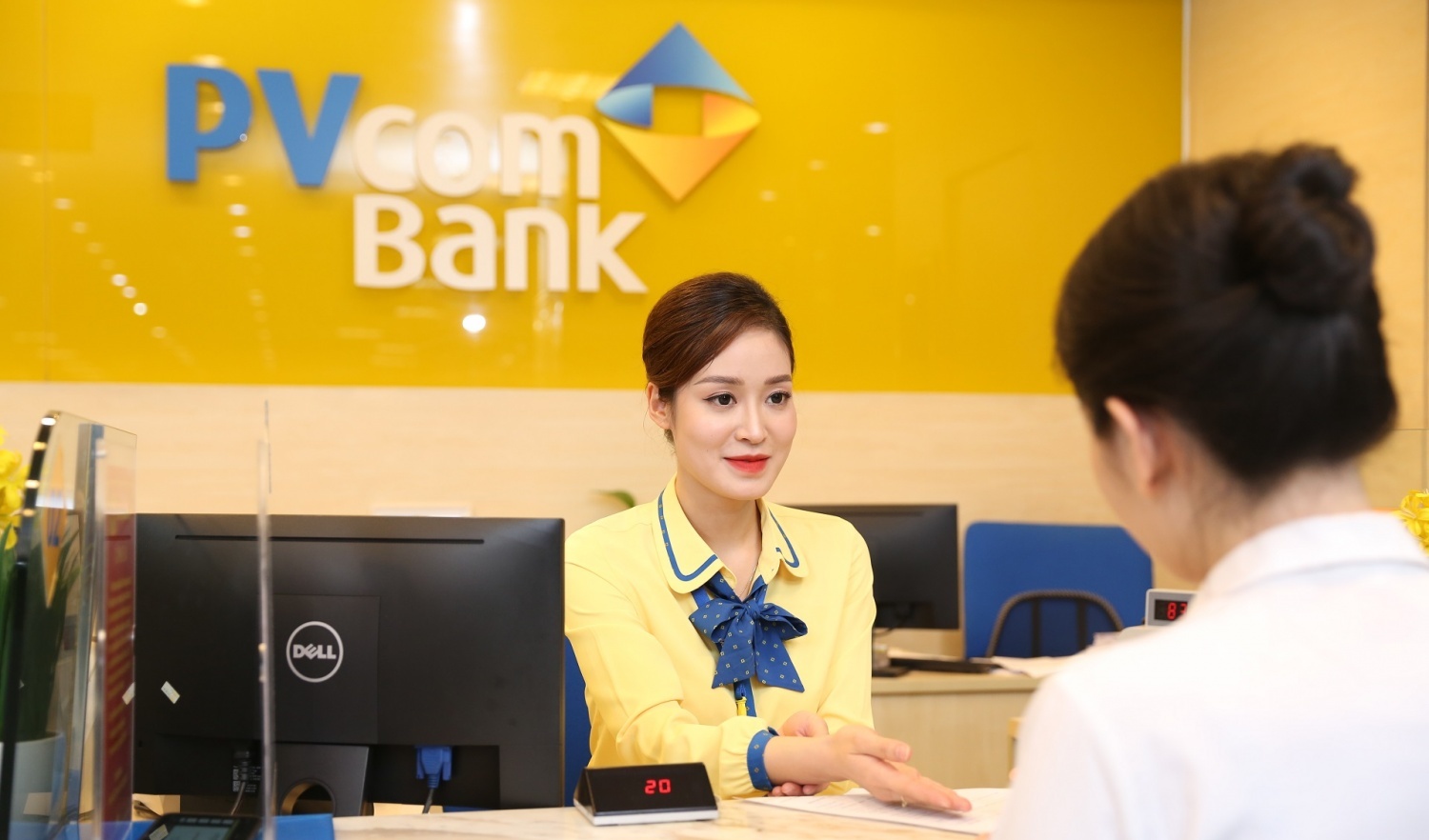 Petrovietnam thoái vốn tại PVcomBank: Tái phân bổ nguồn lực tập trung vào những lĩnh vực cốt lõi