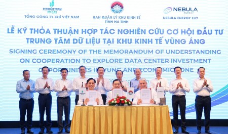 Hà Tĩnh, PV GAS và Nebula Energy hợp tác nghiên cứu đầu tư trung tâm dữ liệu tích hợp hạ tầng LNG tại Vũng Áng