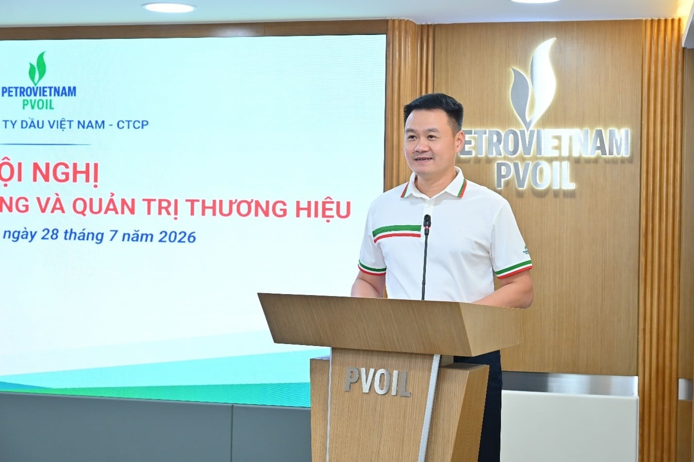 Ông Lê Trung Hưng - Phó Tổng Giám đốc phát biểu khai mạc Hội nghị