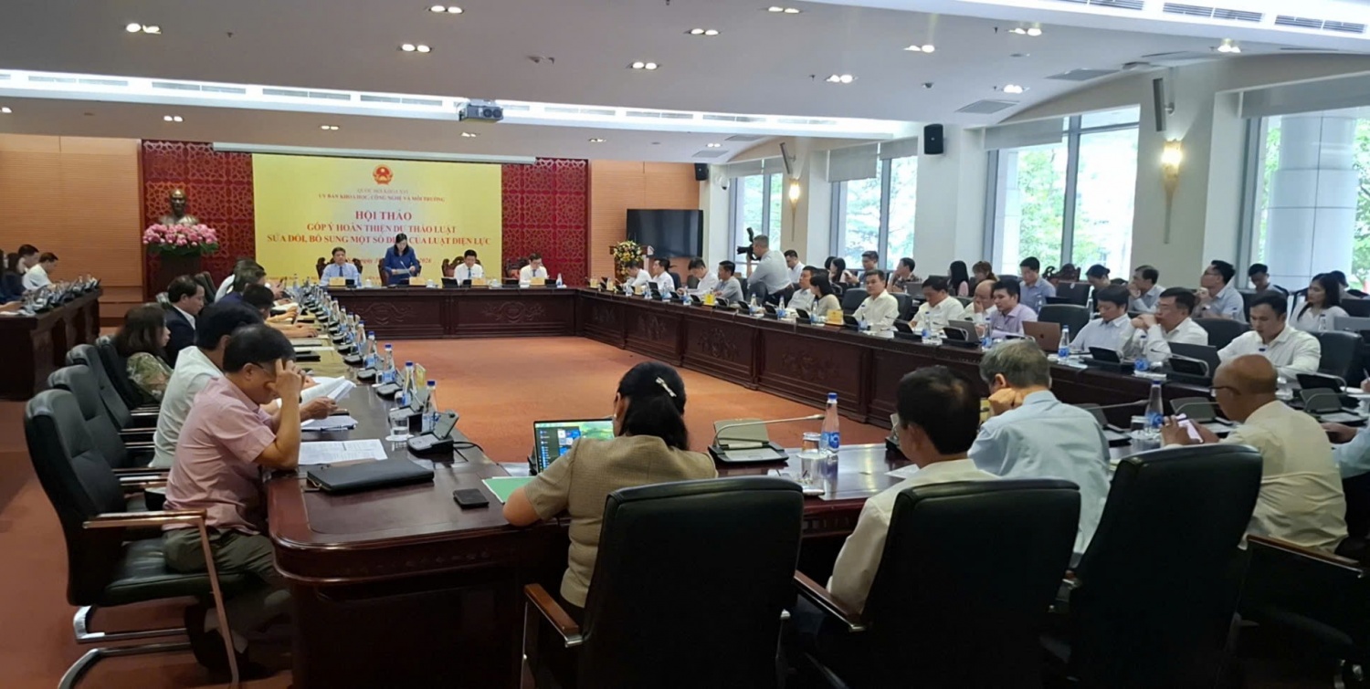 Sửa Luật Điện lực: Cần cơ chế đột phá cho LNG, điện gió ngoài khơi Sửa Luật Điện lực: Cần cơ chế đột phá cho LNG, điện gió ngoài khơi