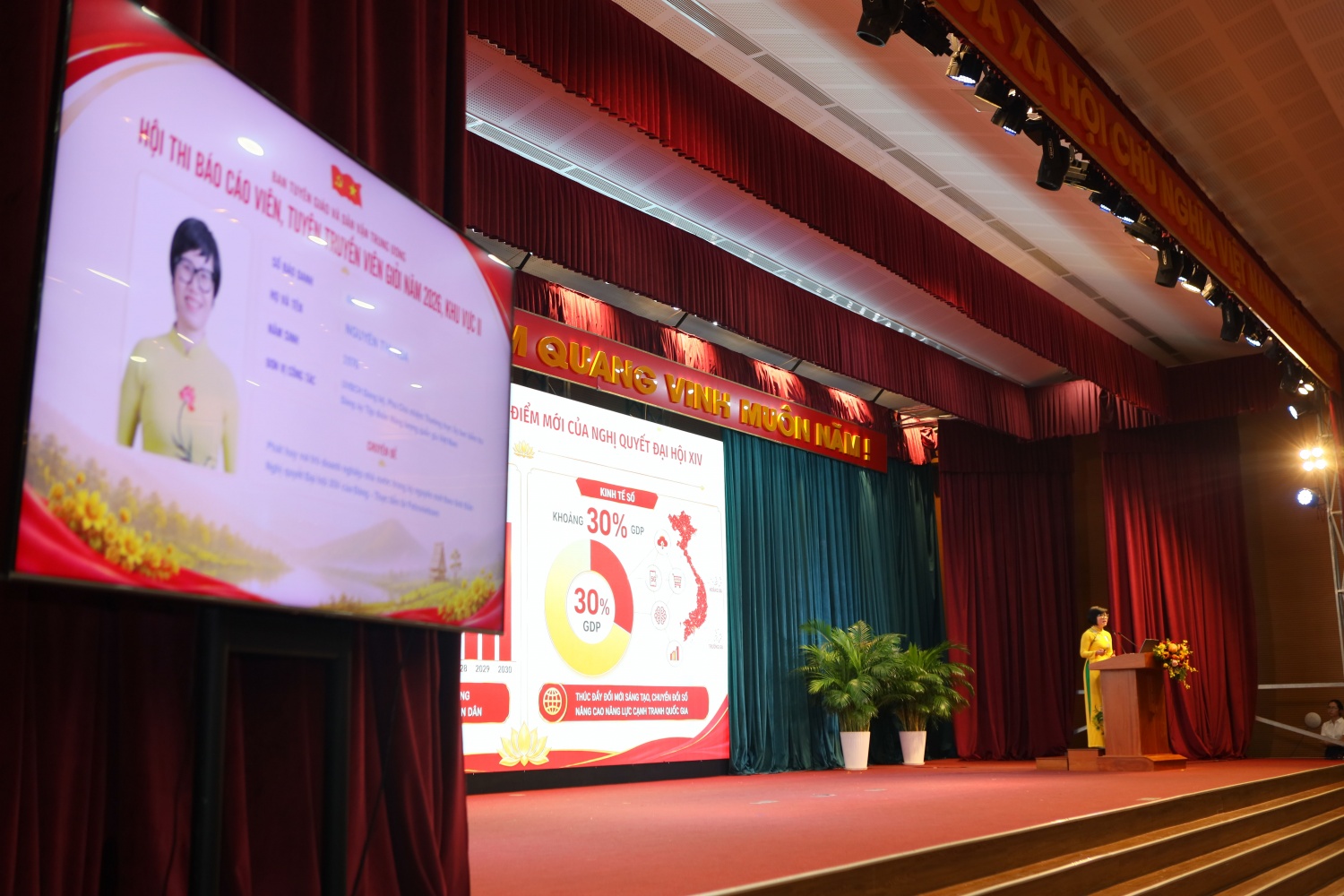 Đại diện Petrovietnam đạt giải Ba Hội thi Báo cáo viên, tuyên truyền viên giỏi Khu vực II Đại diện Petrovietnam đạt giải Ba Hội thi Báo cáo viên, tuyên truyền viên giỏi Khu vực II
