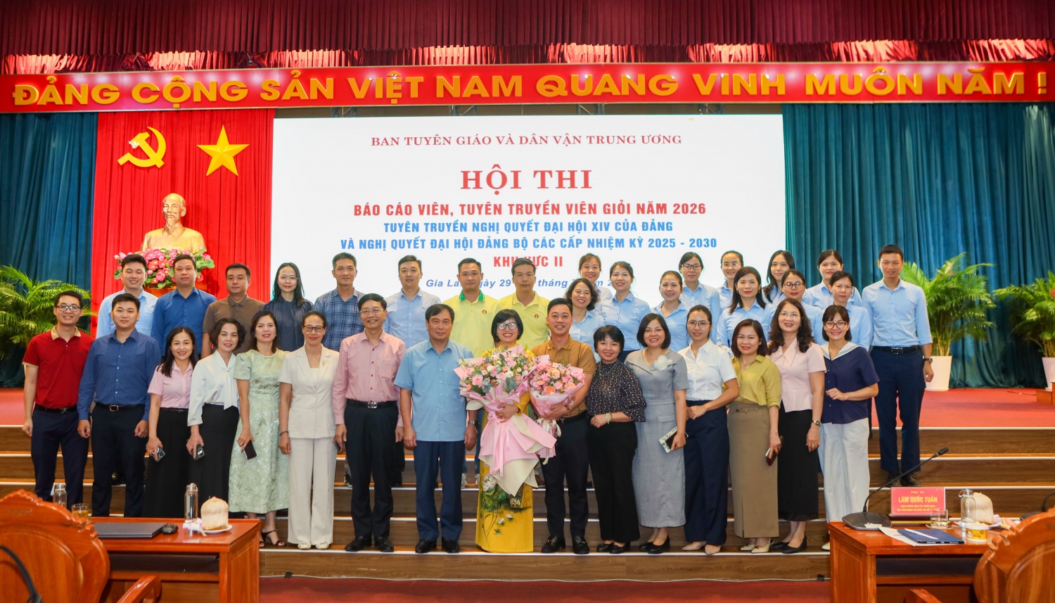 Đại diện Petrovietnam đạt giải Ba Hội thi Báo cáo viên, tuyên truyền viên giỏi Khu vực II Đại diện Petrovietnam đạt giải Ba Hội thi Báo cáo viên, tuyên truyền viên giỏi Khu vực II