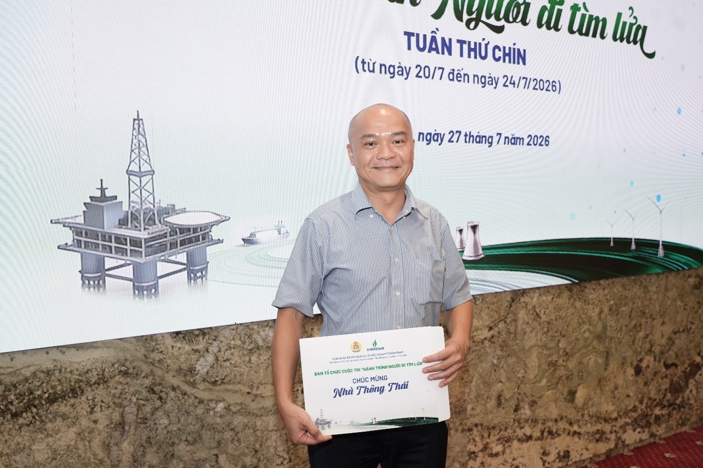 Khép lại Chặng 1 “Hành trình Người đi tìm lửa”: Khi lịch sử Petrovietnam lan tỏa trong mỗi người lao động Khép lại Chặng 1 “Hành trình Người đi tìm lửa”: Khi lịch sử Petrovietnam lan tỏa trong mỗi người lao động