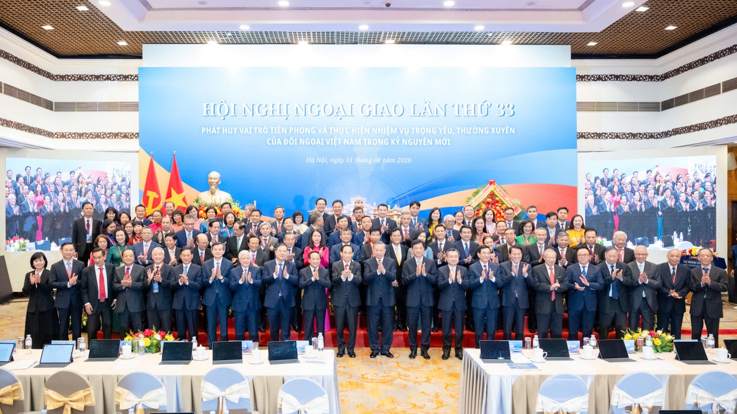 Tổng Bí thư, Chủ tịch nước Tô Lâm: Đối ngoại phải phát huy vai trò tiên phong, góp phần bảo vệ Tổ quốc từ sớm, từ xa
