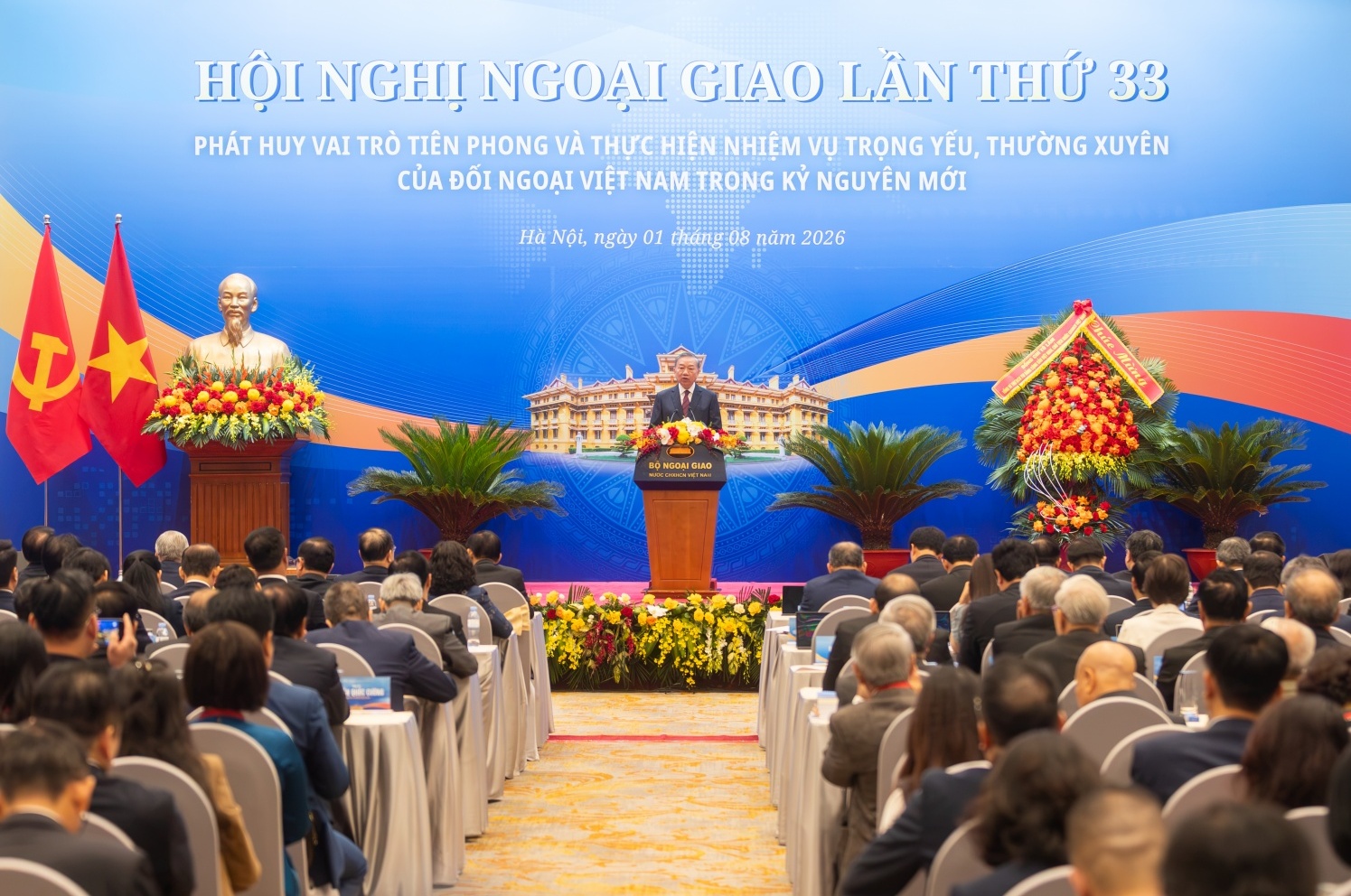 Phát huy vai trò tiên phong và thực hiện nhiệm vụ trọng yếu, thường xuyên của đối ngoại Việt Nam trong kỷ nguyên mới