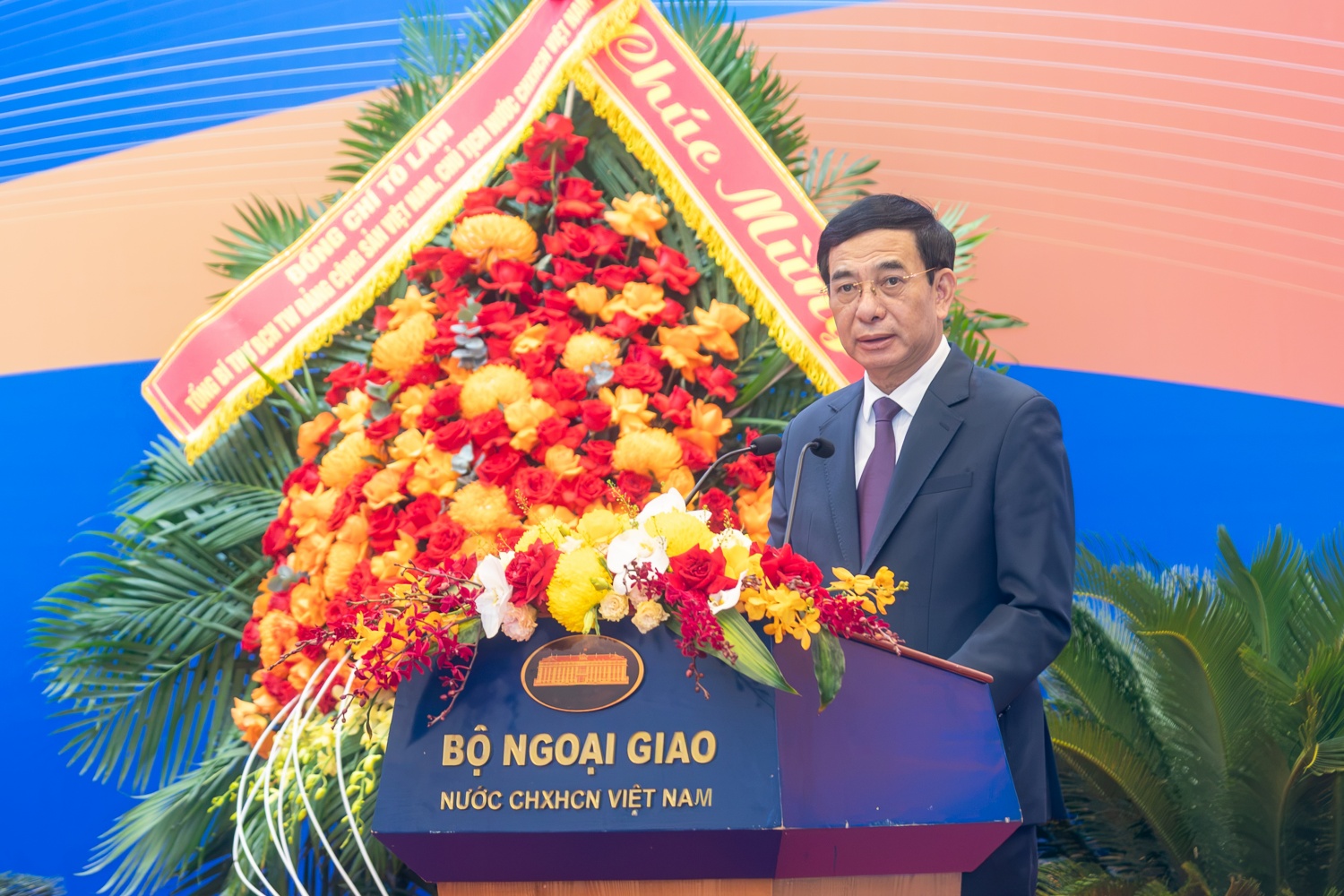 Tổng Bí thư, Chủ tịch nước Tô Lâm: Đối ngoại phải phát huy vai trò tiên phong, góp phần bảo vệ Tổ quốc từ sớm, từ xa