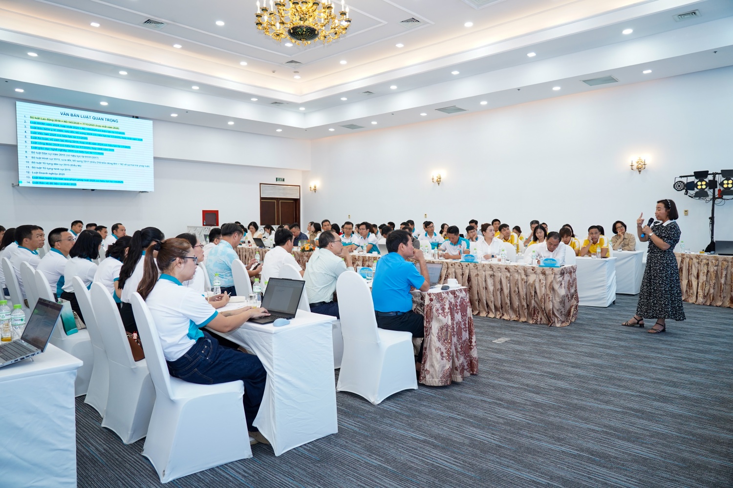 Công đoàn PVFCCo - Phú Mỹ nâng cao năng lực pháp luật, thương lượng tập thể cho cán bộ công đoàn Công đoàn PVFCCo: Nâng cao năng lực và kỹ năng thương lượng cho cán bộ công đoàn