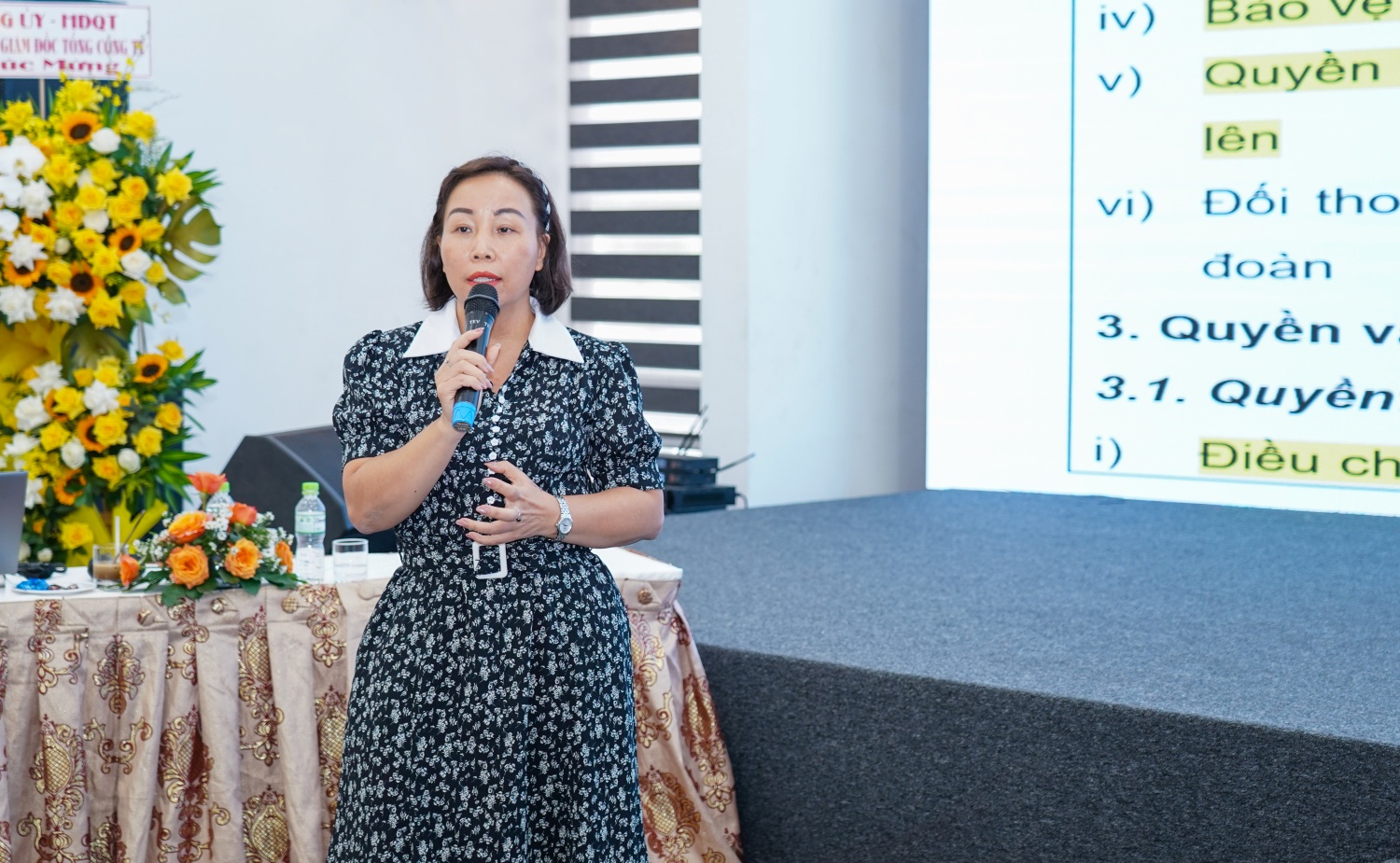 Công đoàn PVFCCo - Phú Mỹ nâng cao năng lực pháp luật, thương lượng tập thể cho cán bộ công đoàn Công đoàn PVFCCo: Nâng cao năng lực và kỹ năng thương lượng cho cán bộ công đoàn
