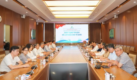 Đảng bộ Bộ máy QL&ĐH Petrovietnam lan tỏa "Khát vọng tìm dầu để làm giàu cho Tổ quốc"