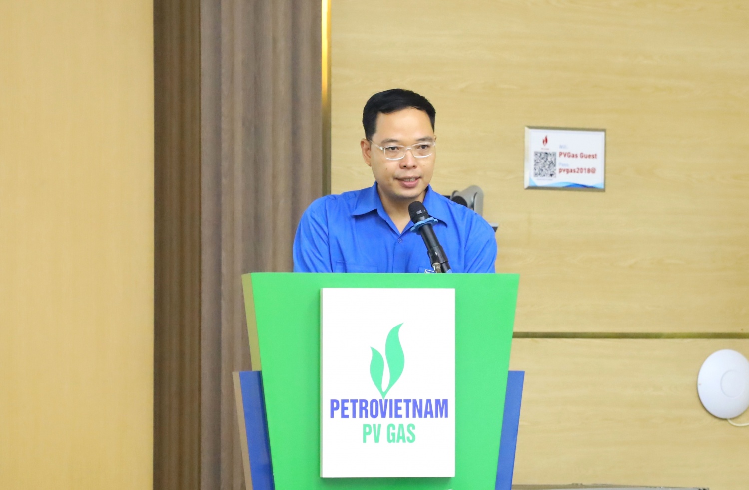 Đồng chí Lê Hoài Bắc – Phó Bí thư Đoàn thanh niên Petrovietnam, Bí thư Đoàn thanh niên PV GAS đánh giá cao sự chủ động của Đoàn cơ sở KĐN trong việc tổ chức diễn đàn chuyên môn gắn với nhiệm vụ SXKD Đồng chí Lê Hoài Bắc – Phó Bí thư Đoàn thanh niên Petrovietnam, Bí thư Đoàn thanh niên PV GAS đánh giá cao sự chủ động của Đoàn cơ sở KĐN trong việc tổ chức diễn đàn chuyên môn gắn với nhiệm vụ SXKD