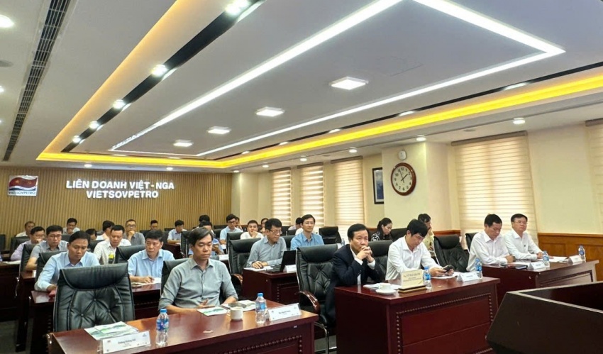 Vietsovpetro khởi động chương trình Đào tạo Nâng cao Năng lực Quản lý Cấp trung: Đột phá Tư duy Quản trị Hiện đại và Tinh gọn Vietsovpetro khởi động chương trình đào tạo nâng cao năng lực cho đội ngũ cán bộ quản lý cấp trung
