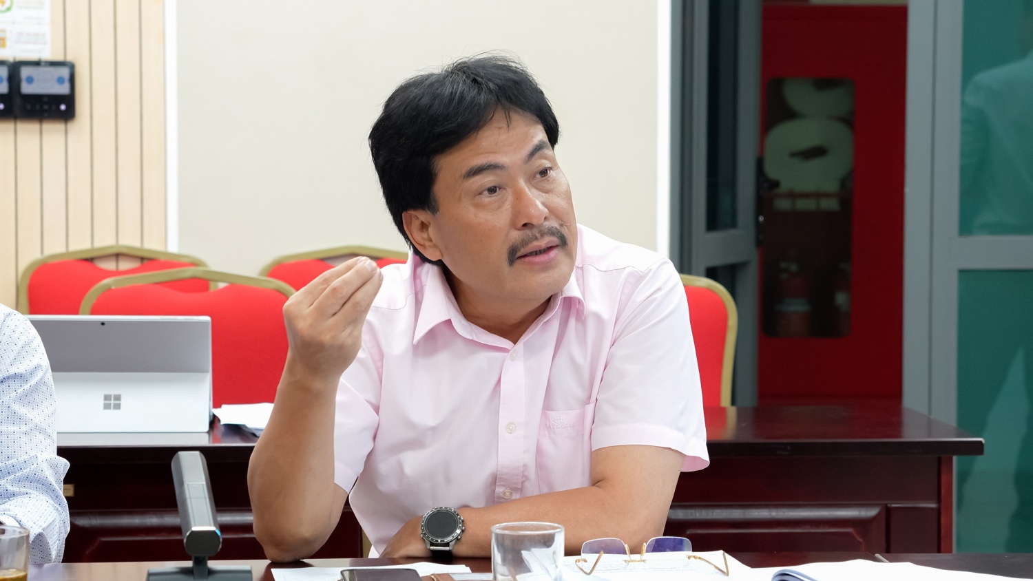 Hoàn thiện Luật Dầu khí để tạo đột phá về thể chế và nâng cao năng lực cạnh tranh Hoàn thiện Luật Dầu khí để tạo đột phá về thể chế và nâng cao năng lực cạnh tranh