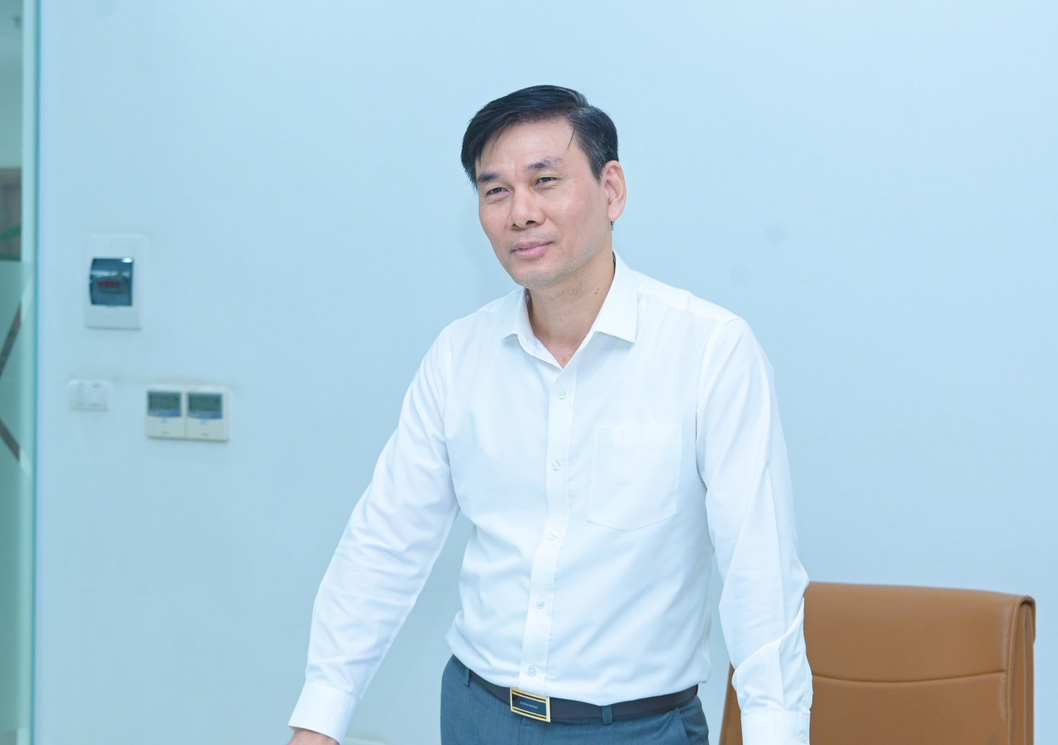  Đồng chí Nguyễn Duyên Cường - Bí thư Chi bộ, Giám đốc PVNDB phát biểu tại buổi sinh hoạt