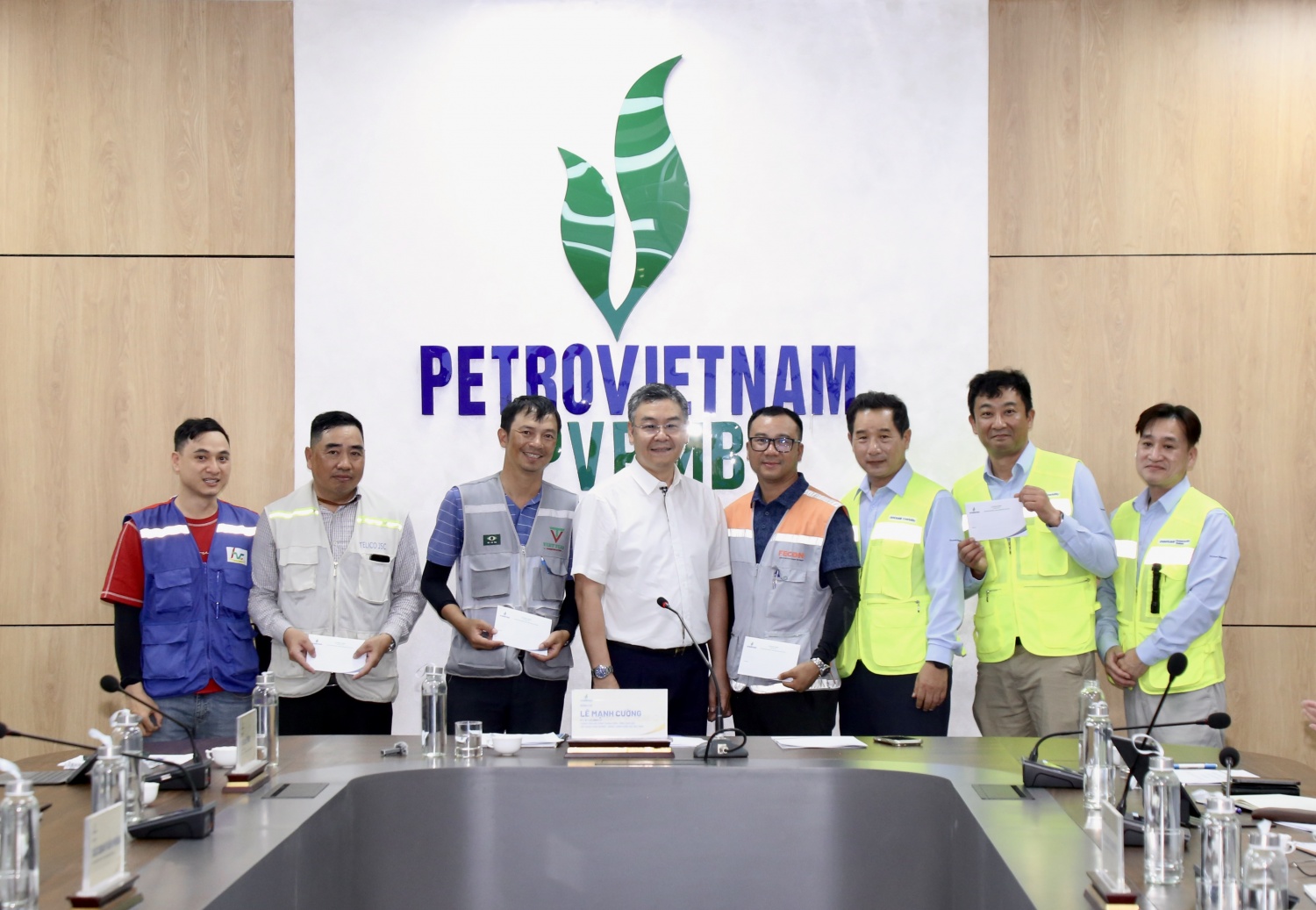Chuỗi dự án khí - điện Lô B - Ô Môn: Minh chứng điển hình khi Petrovietnam phát huy sức mạnh chuỗi giá trị Chuỗi dự án khí điện Lô B - Ô Môn: Minh chứng điển hình khi Petrovietnam phát huy sức mạnh chuỗi giá trị